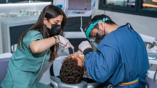 kadıköy diş kliniği